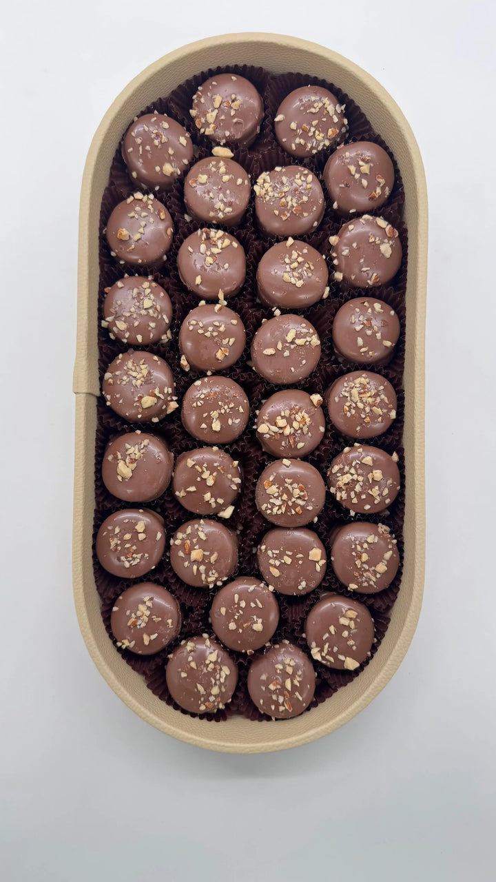 Choco Biscuit Luxe Box DANAT TAQUEEN