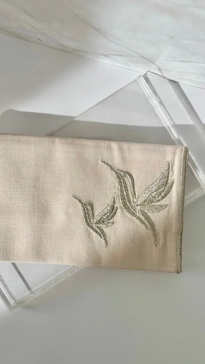 Feathered Elegance Money Gift Envelope TAQUEEN TAQUEEN